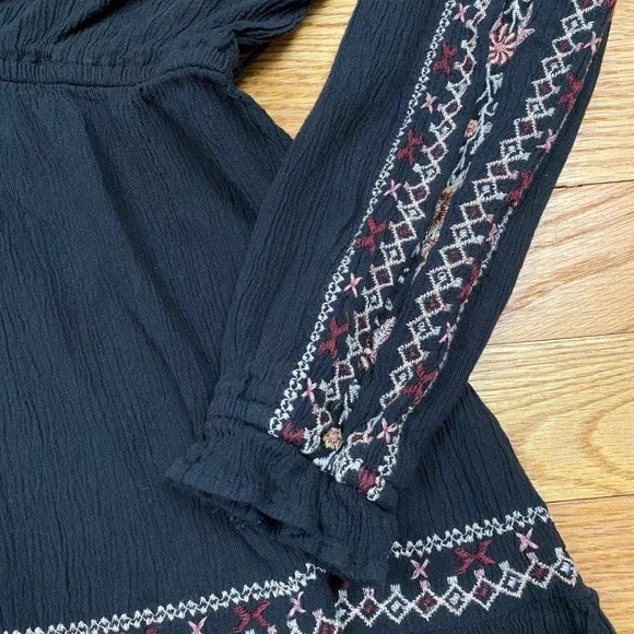 American Eagle Embroidered Mini Dress Womens Medium Black Boho Peasant Festival - Picture 4 of 7